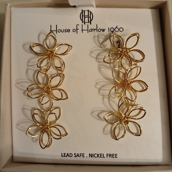 NWT House of Harlow 1960 gold wire triple daisy flower dangle earrings - Picture 2 of 4